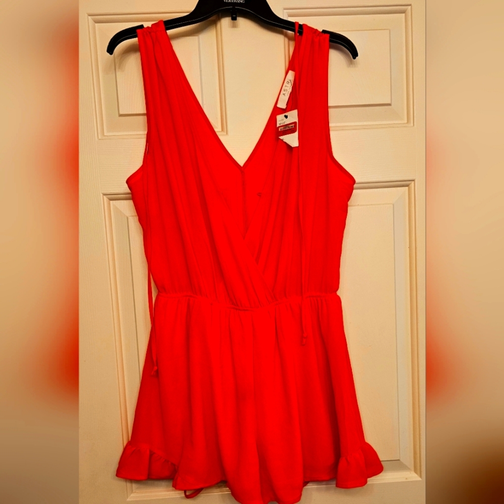 ‼️SOLD 1 piece jumper. Has some stretch. Very pretty